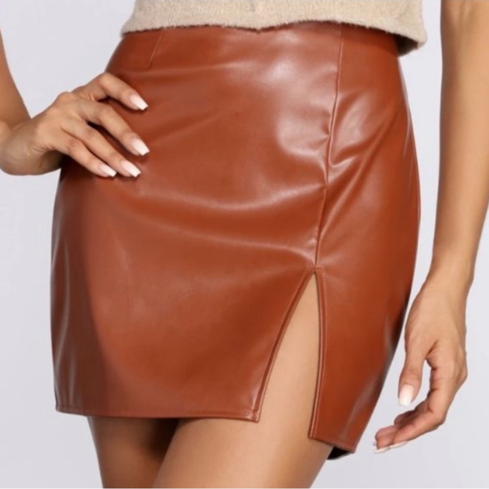 Windsor Tan Leather Pencil Skirt